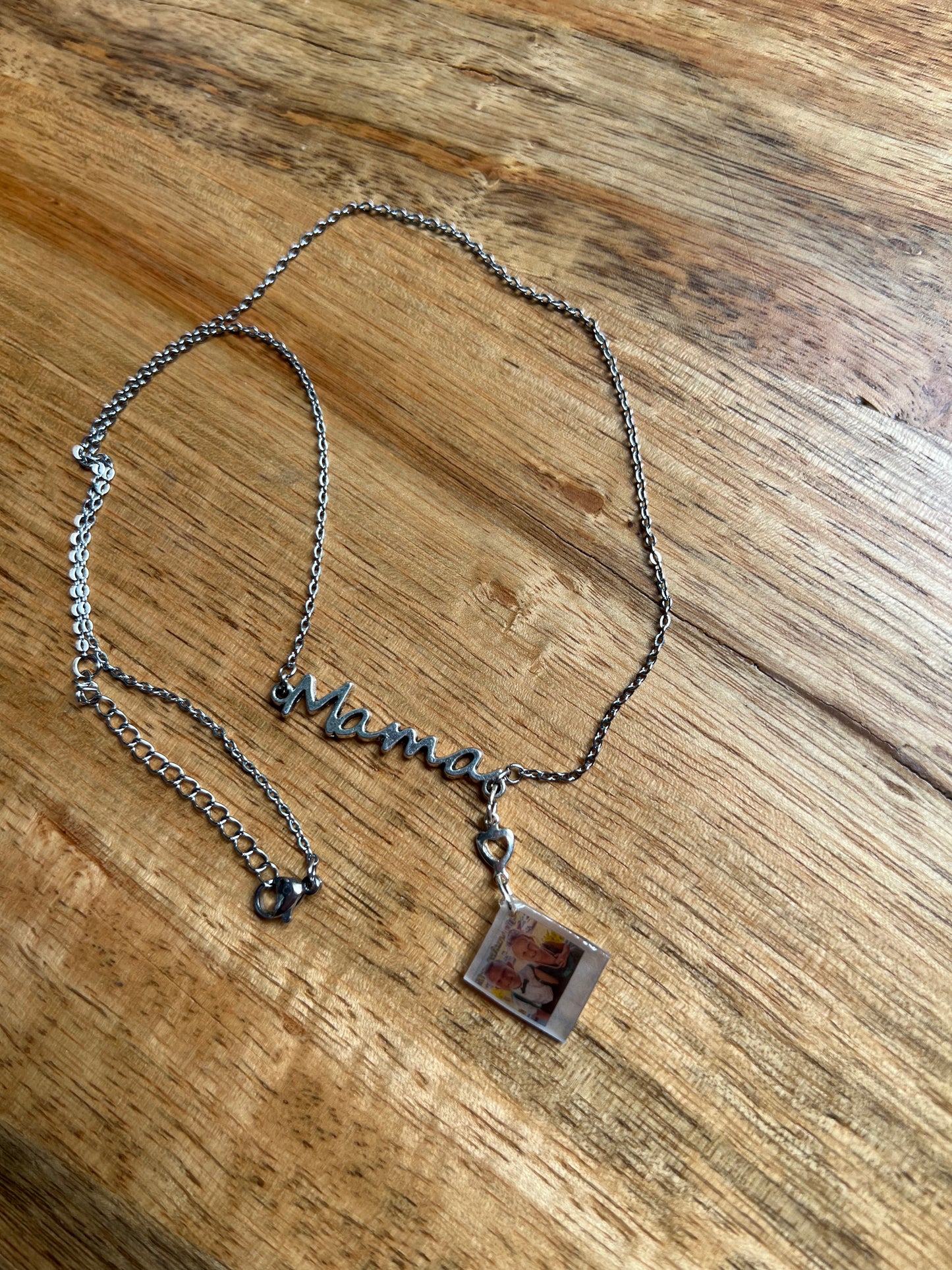 Custom Photo "Mama" Necklace - Single Photo {Micro Memories}